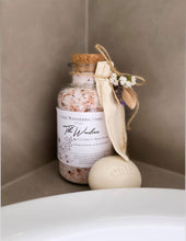 Load image into Gallery viewer, Handcrafted Bath Soak - The Wanderer
